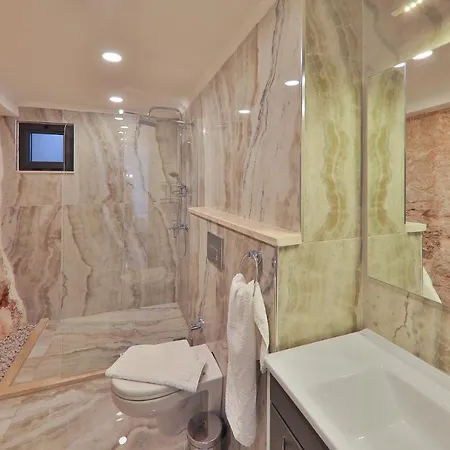 Villa Dry White Kaş